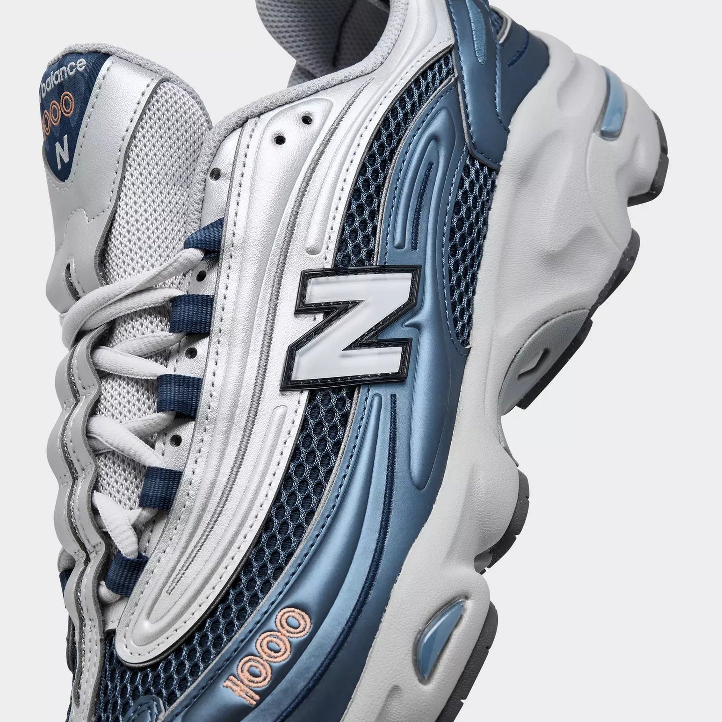 New Balance 1000