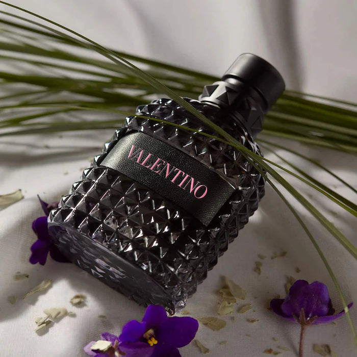 Valentino Uomo Born in Roma Eau de Toilette con Violeta y Vetiver